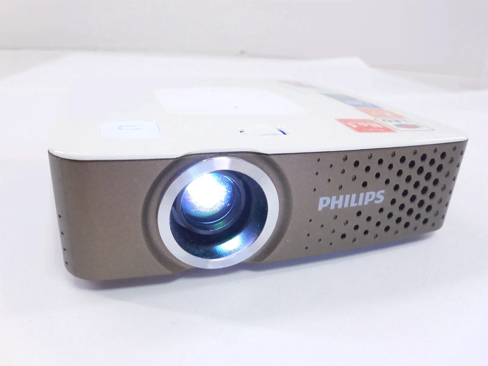 Проектор карманный Philips PicoPix-4